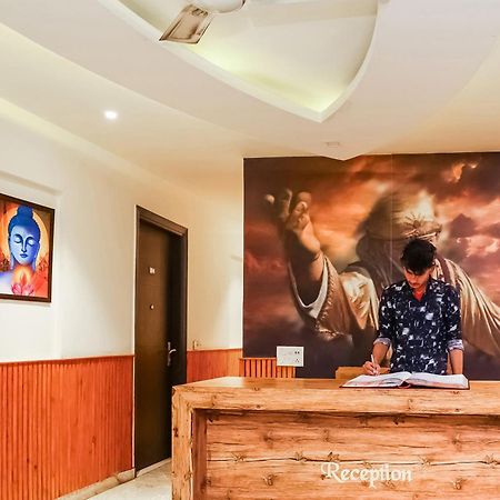 Hotel O Shri Sai Δελχί Εξωτερικό φωτογραφία