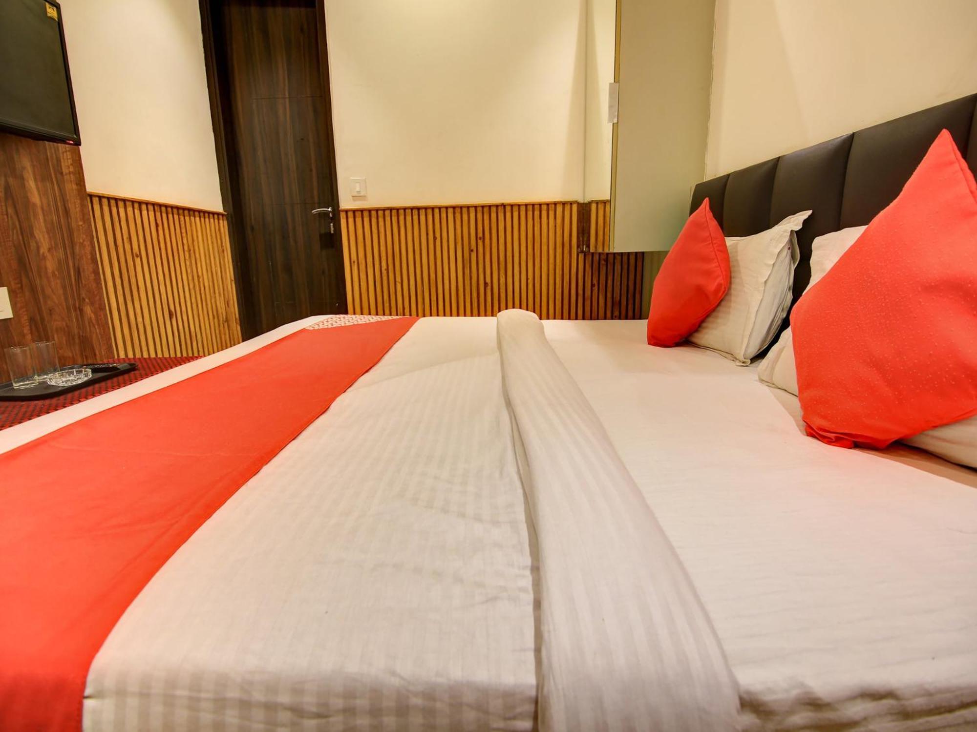 Hotel O Shri Sai Δελχί Εξωτερικό φωτογραφία