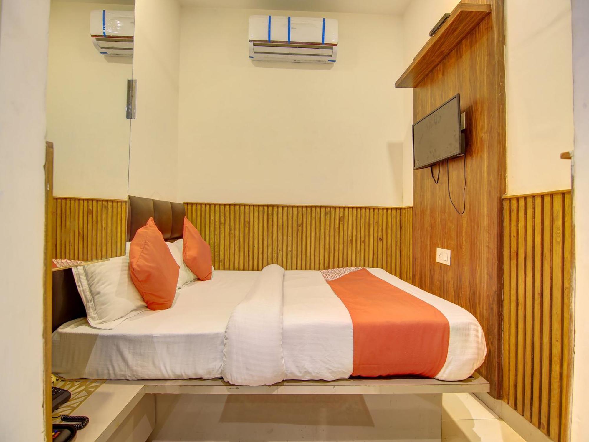 Hotel O Shri Sai Δελχί Εξωτερικό φωτογραφία