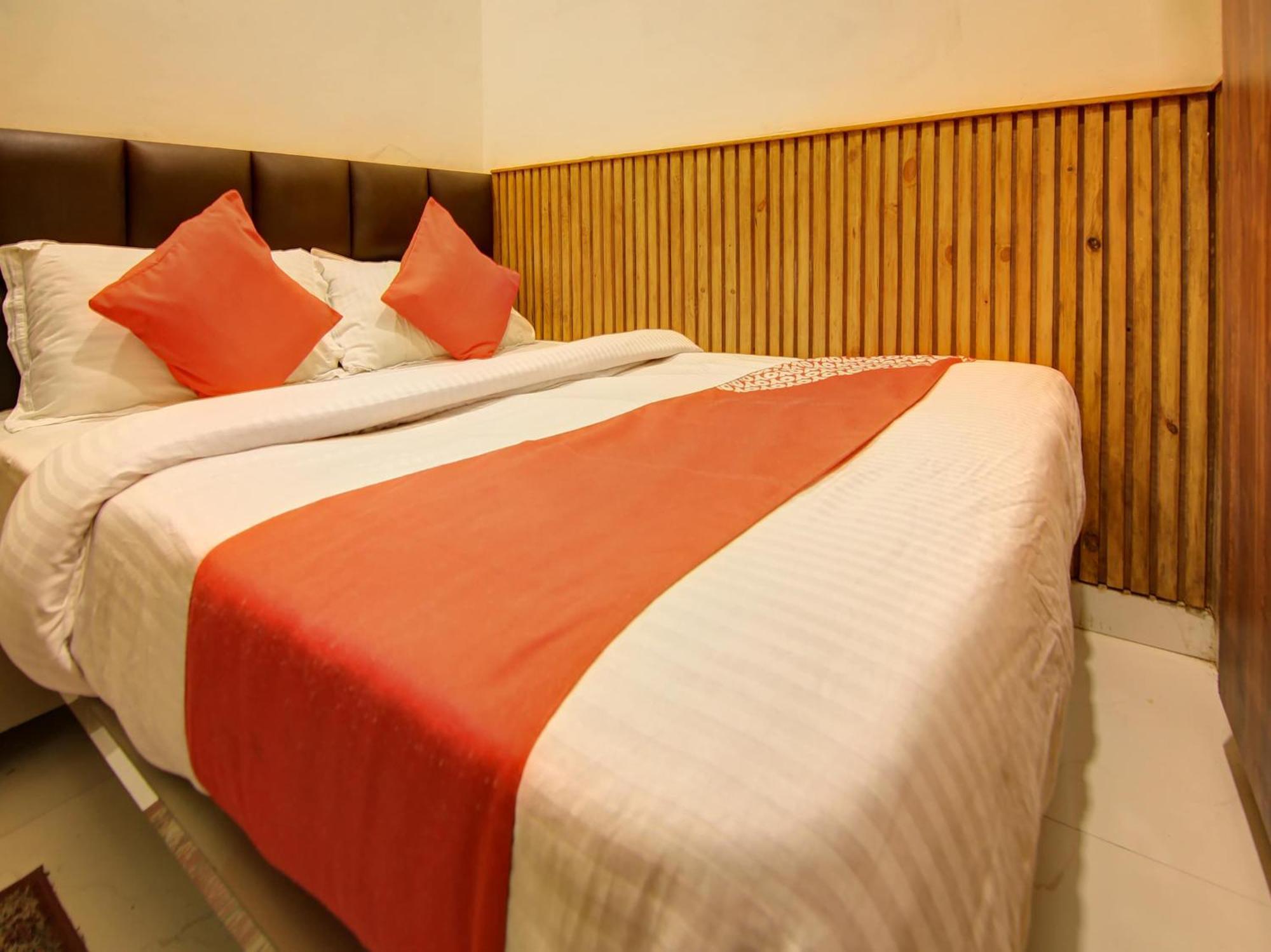 Hotel O Shri Sai Δελχί Εξωτερικό φωτογραφία